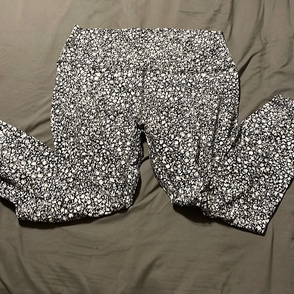 Lululemon Align leggings